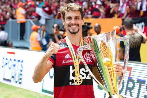 Rodrigo Caio, zagueiro do Flamengo.