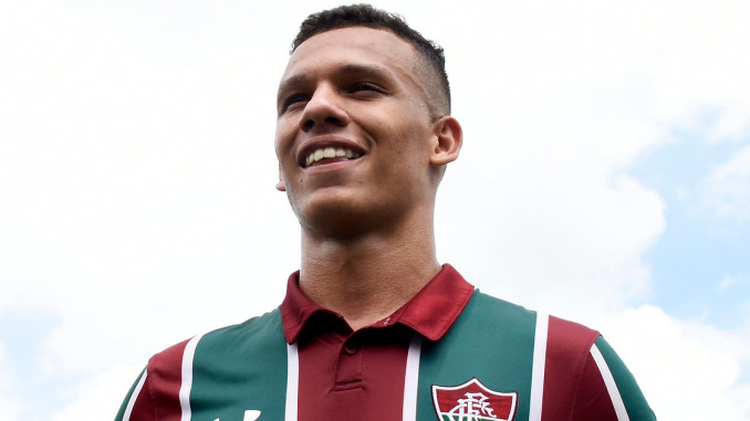 Calegari, lateral do Fluminense.