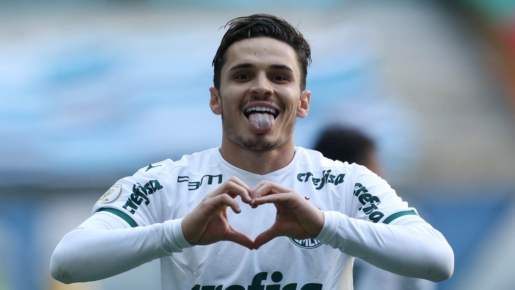 Raphael Veiga, meia do Palmeiras.